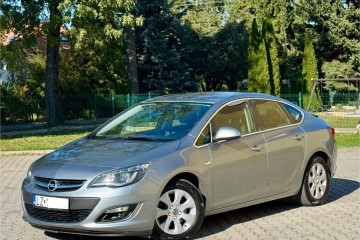 Opel Astra*2014r*Xenon*190tyś*Zarej w PL * Skóra*Navi*Alufelgi*Lift*