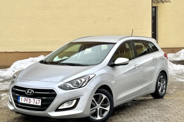 Hyundai I30*2016r*1.6 Benzyna*173 tyś*Lift*Kamera*Łańcuch*Nowe Opony*