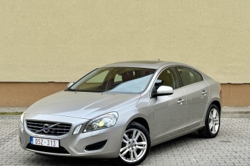 Volvo S60*2.0D3*163KM*Automat*180 tyś*Kamera Przód i Tył*Xenon*